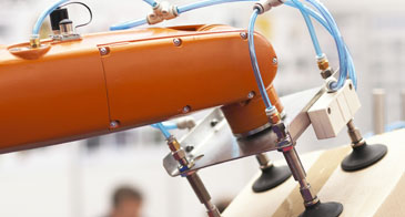  Designing an Industrial Pick-and-Place Robot